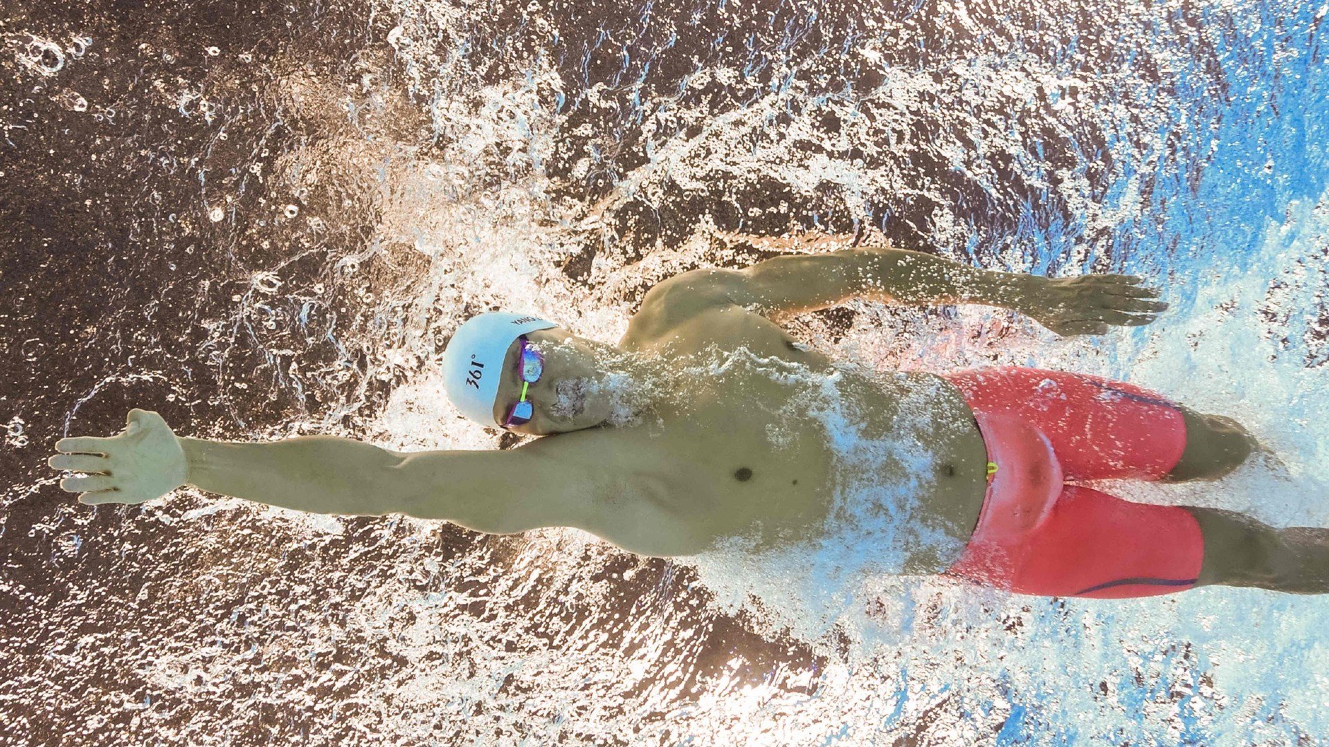 中国足球职业俱乐部青少年球员技术培养持续推进，中国足球青少年足球队